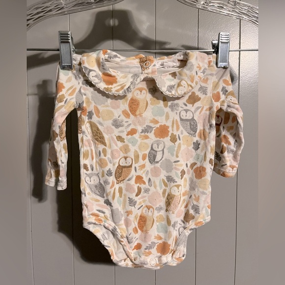 Angel Dear Smocked bamboo onsie owls /leaves print - Picture 1 of 3